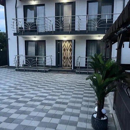 Πανσιόν Casa Fuchsia Costinești