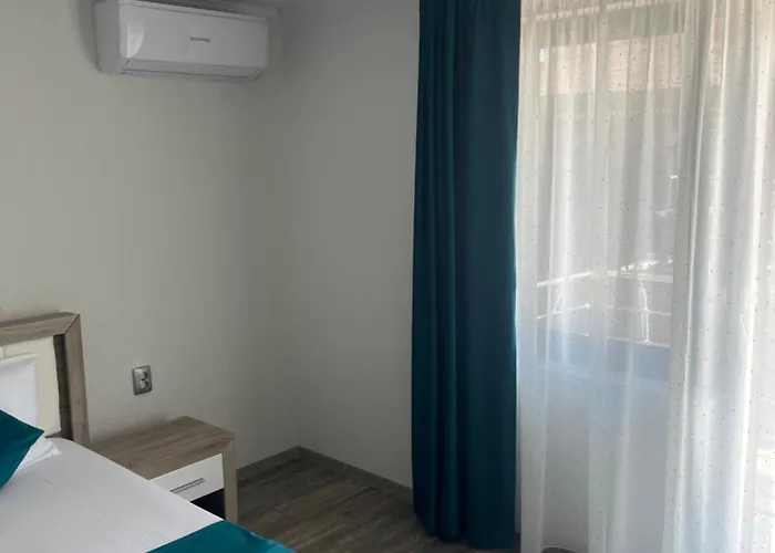 Casa Fuchsia Guest house